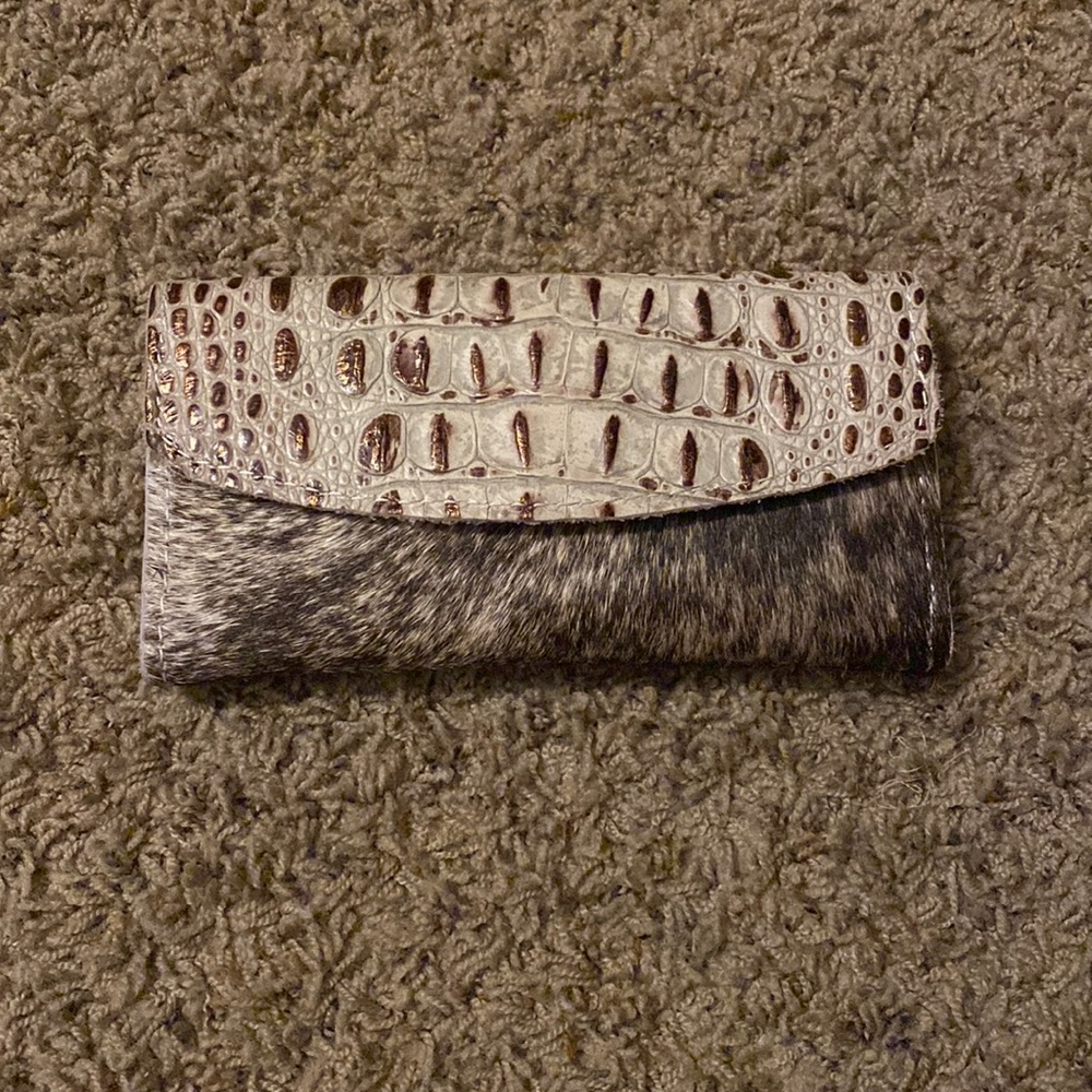 Trifold custom cowhide wallet